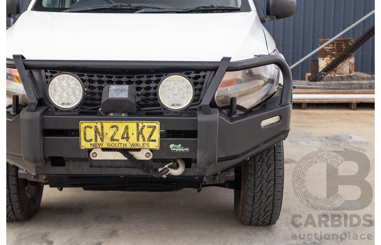 6/2017 Mitsubishi Triton GLX (4x4) MQ MY17 Dual Cab Utility White Turbo Diesel 2.4L