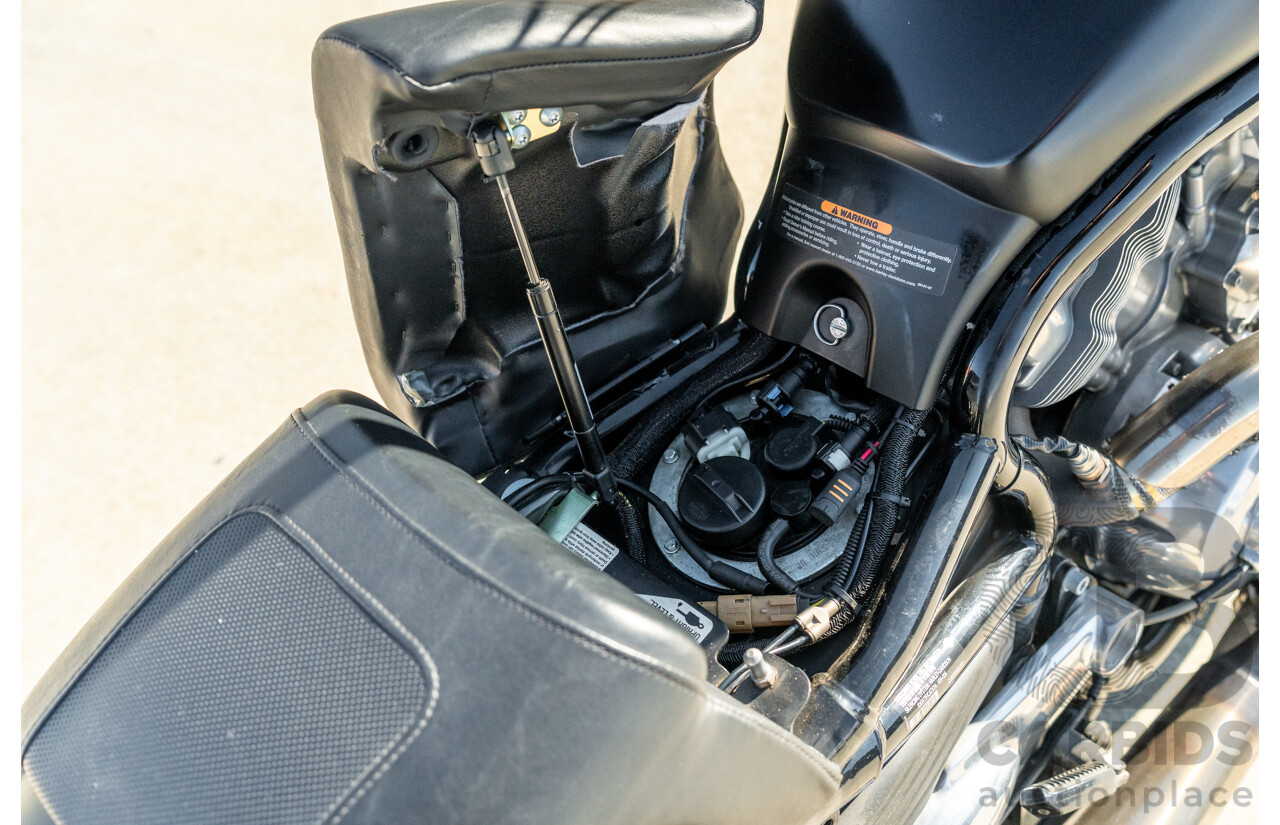 08/2010 Harley Davidson V-rod Muscle VRSCF 1247cc