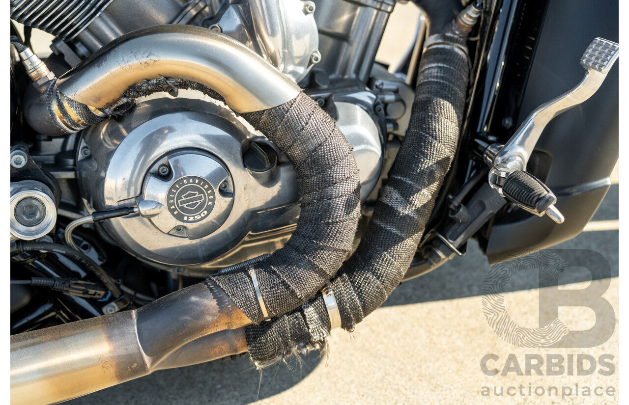 08/2010 Harley Davidson V-rod Muscle VRSCF 1247cc