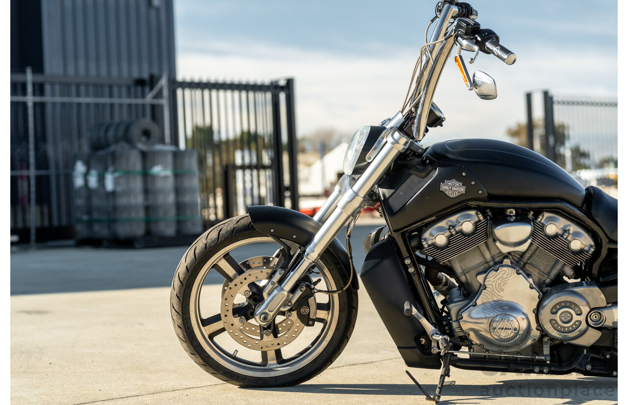 08/2010 Harley Davidson V-rod Muscle VRSCF 1247cc