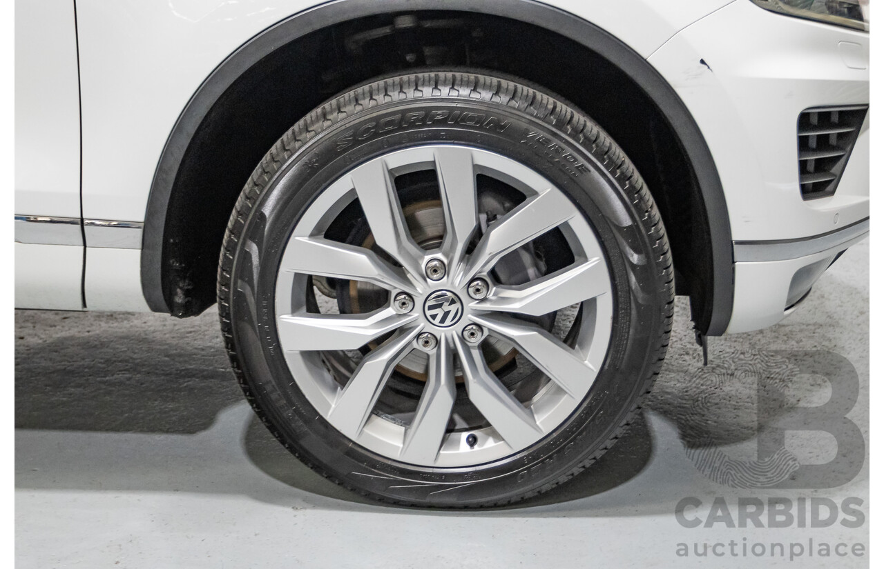 5/2016 Volkswagen Touareg V6 TDI (AWD) 7P MY16 4d Wagon Pure White Turbo Diesel V6 3.0L