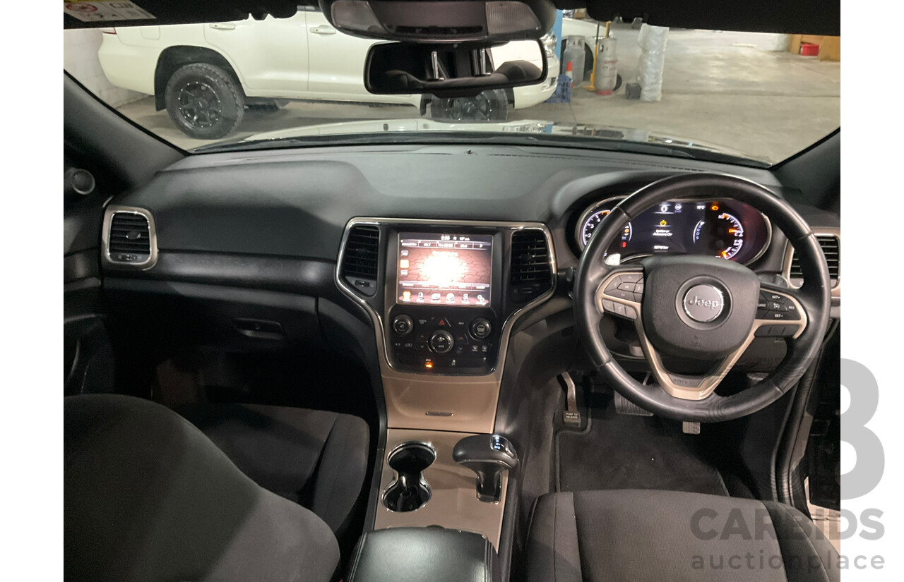 02/2015 Jeep Grand Cherokee LAREDO (4x4) 4x4 WK MY15 4D Wagon Black 3.0L