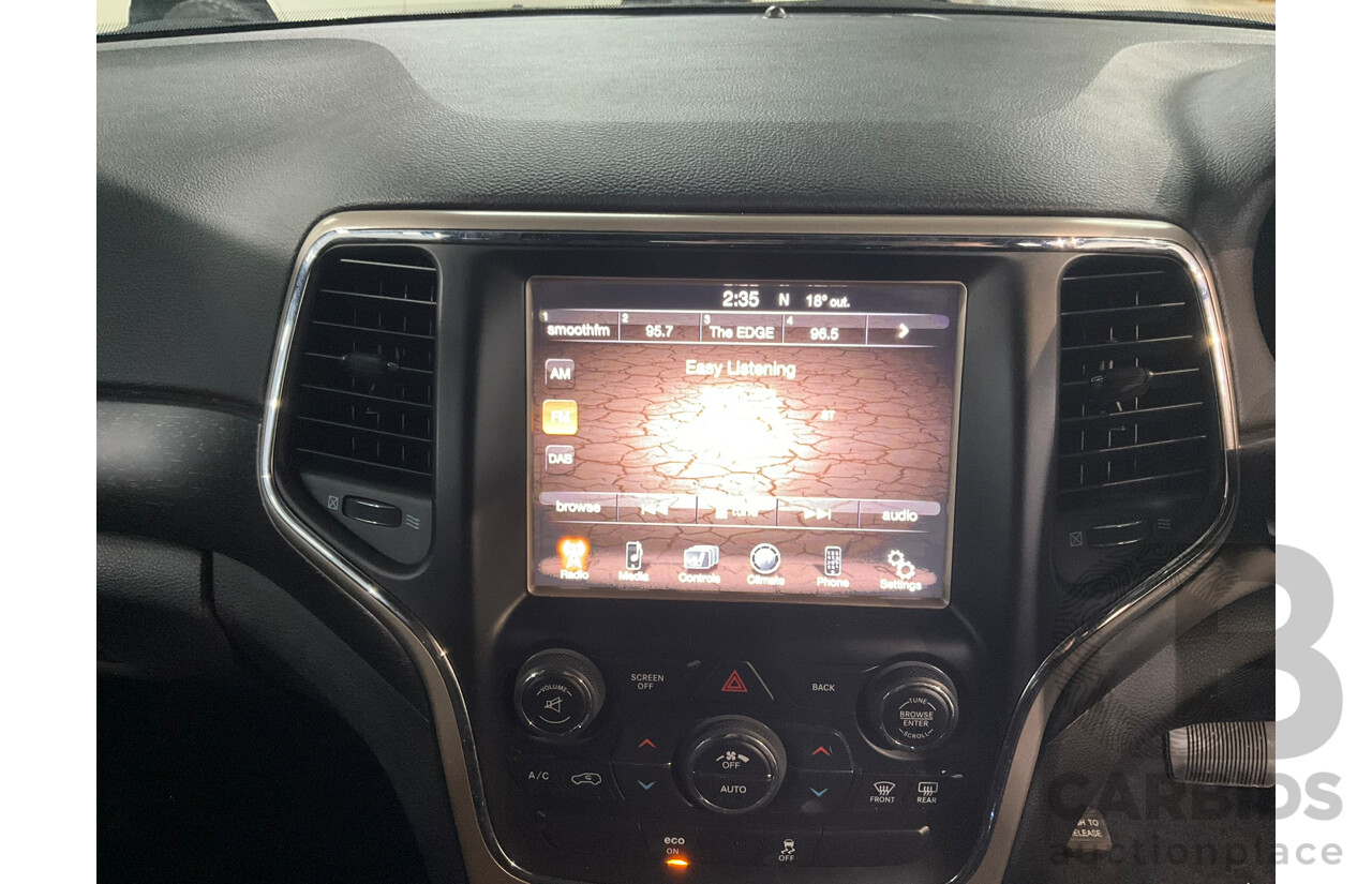 02/2015 Jeep Grand Cherokee LAREDO (4x4) 4x4 WK MY15 4D Wagon Black 3.0L