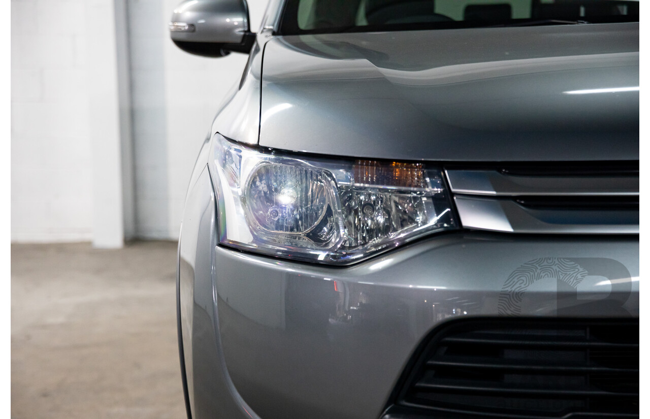 06/2014 Mitsubishi Outlander LS (4x2) FWD ZJ MY14.5 4D Wagon Grey 2.0L