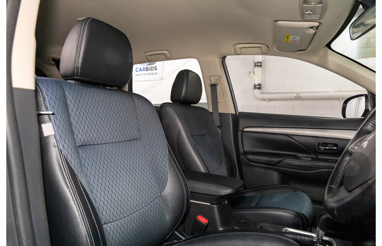 06/2014 Mitsubishi Outlander LS (4x2) FWD ZJ MY14.5 4D Wagon Grey 2.0L