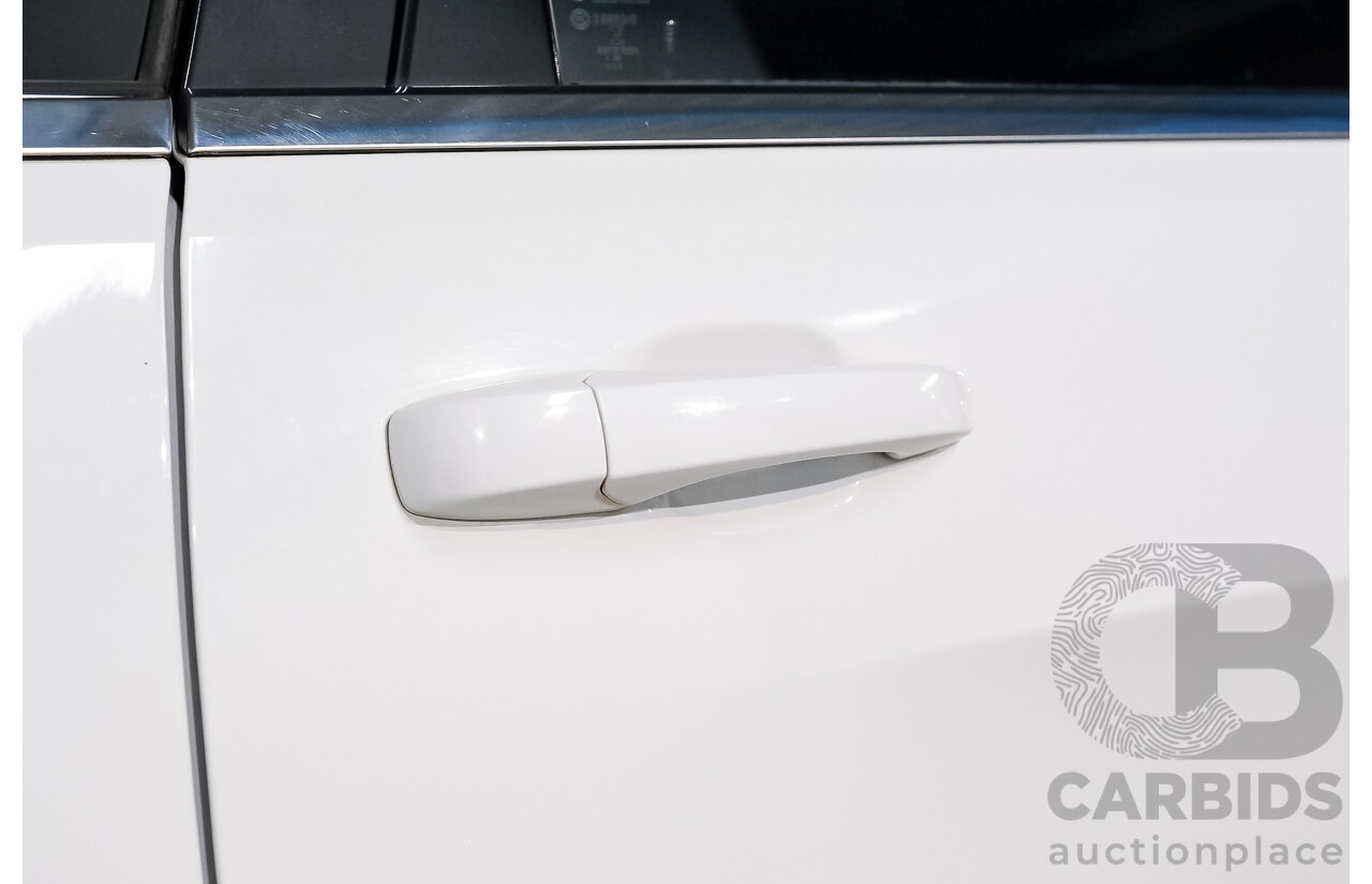 01/2018 Jeep Grand Cherokee LAREDO 4x4 WK MY17 4D Wagon White 3.0L
