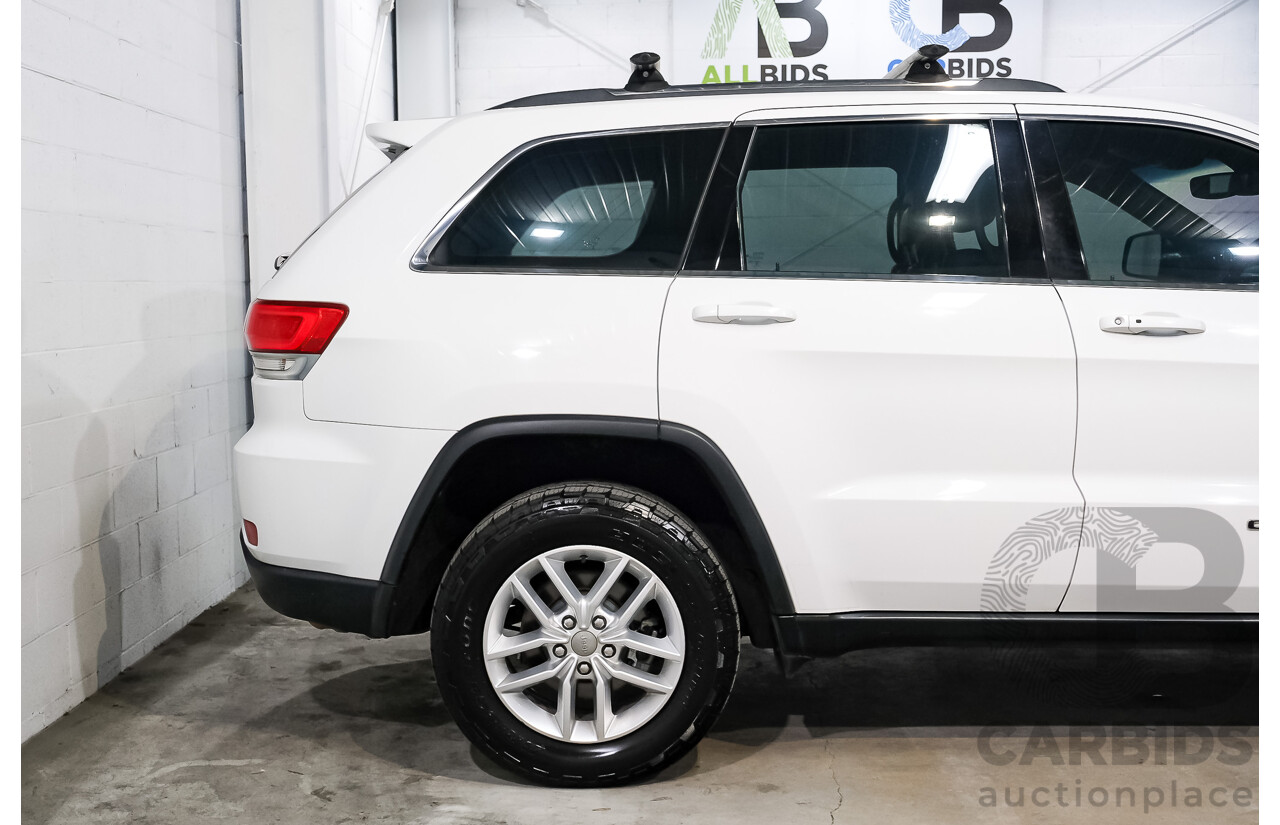 01/2018 Jeep Grand Cherokee LAREDO 4x4 WK MY17 4D Wagon White 3.0L