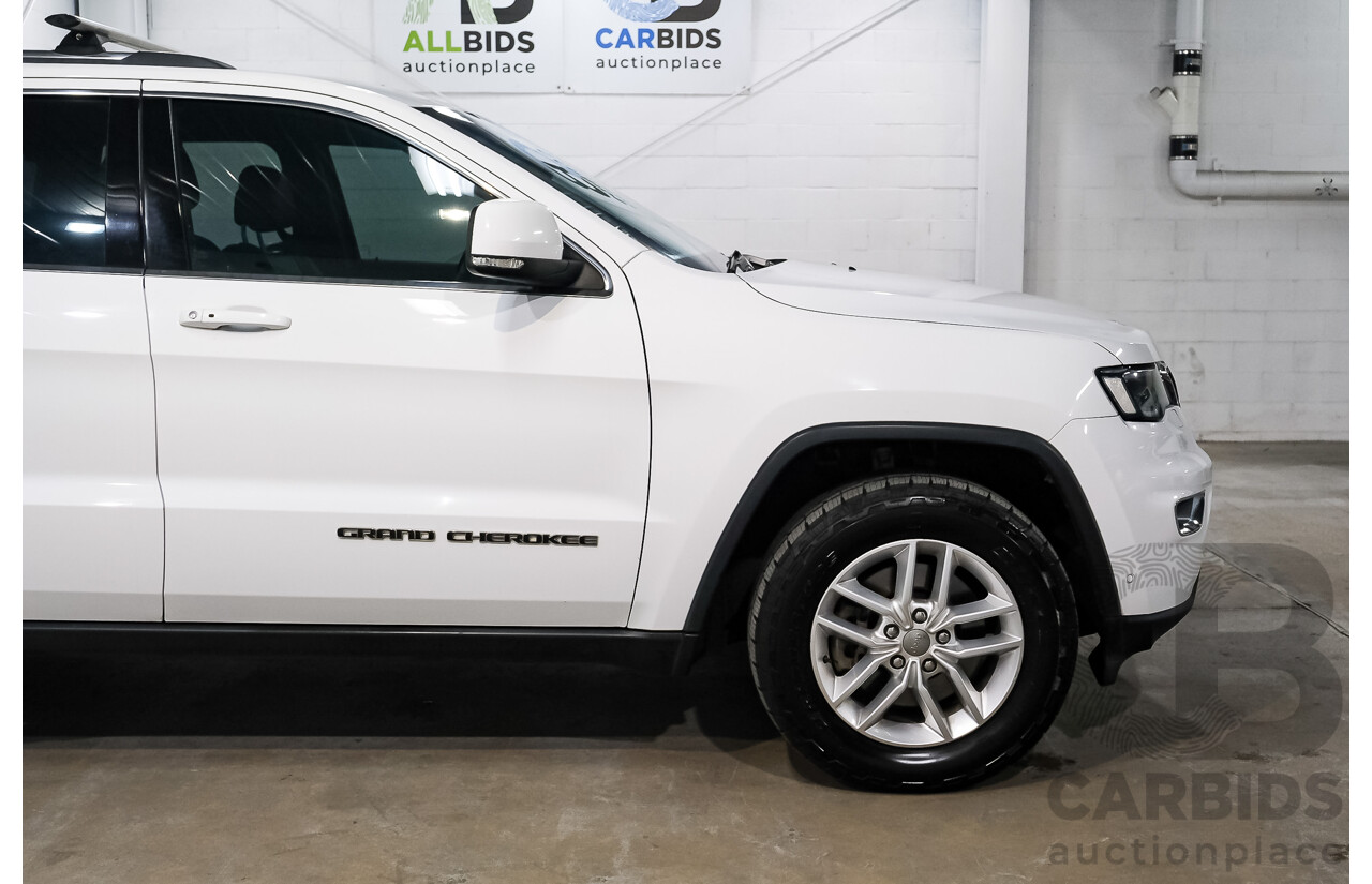 01/2018 Jeep Grand Cherokee LAREDO 4x4 WK MY17 4D Wagon White 3.0L