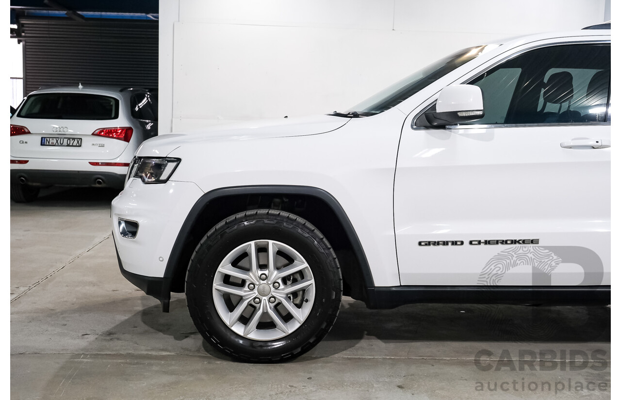 01/2018 Jeep Grand Cherokee LAREDO 4x4 WK MY17 4D Wagon White 3.0L