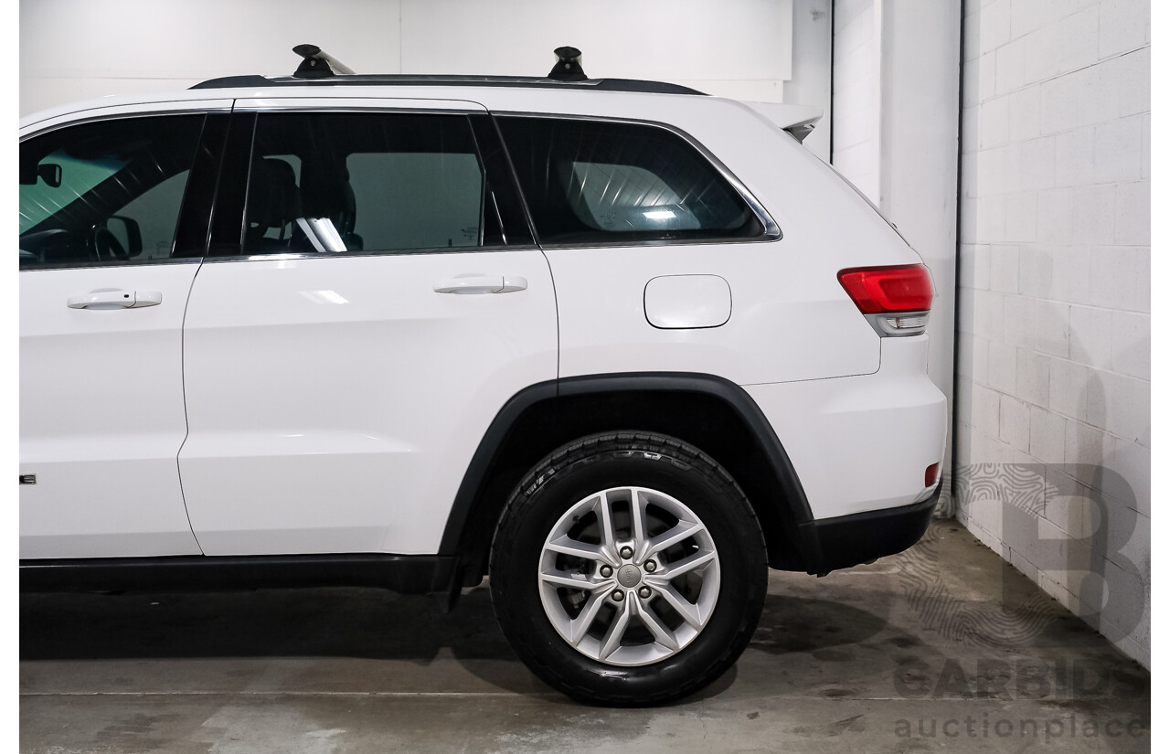 01/2018 Jeep Grand Cherokee LAREDO 4x4 WK MY17 4D Wagon White 3.0L