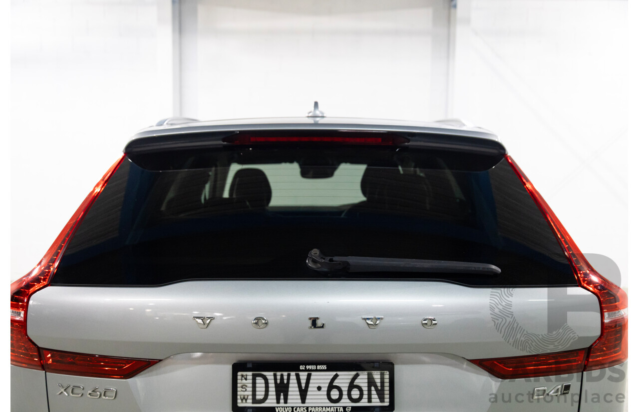 06/2018 Volvo Xc60 D4 MOMENTUM (AWD) AWD 246 MY19 4D Wagon Electric Silver Diesel Turbo 2.0L