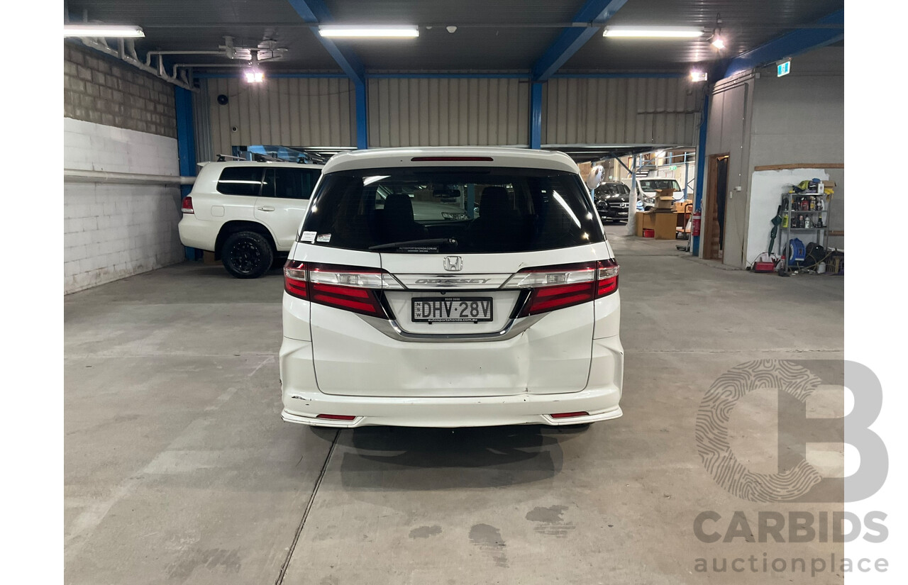 7/2016 Honda Odyssey VTi-L RC MY16 4d Wagon White 2.4L