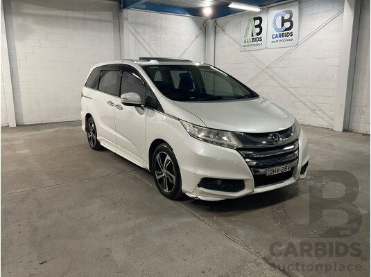 7/2016 Honda Odyssey VTi-L RC MY16 4d Wagon White 2.4L