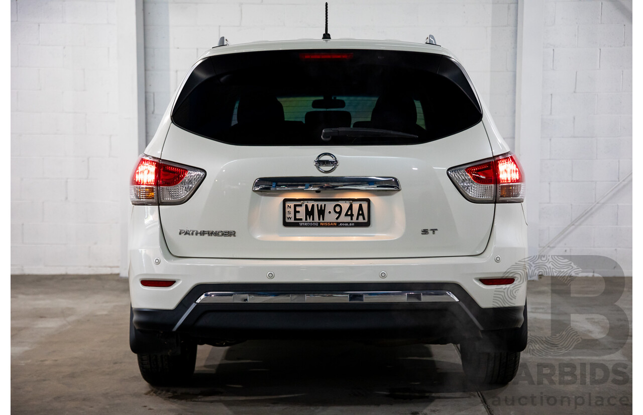 07/2016 Nissan Pathfinder ST R52 MY15 Upgrade 4d Wagon White 3.5L