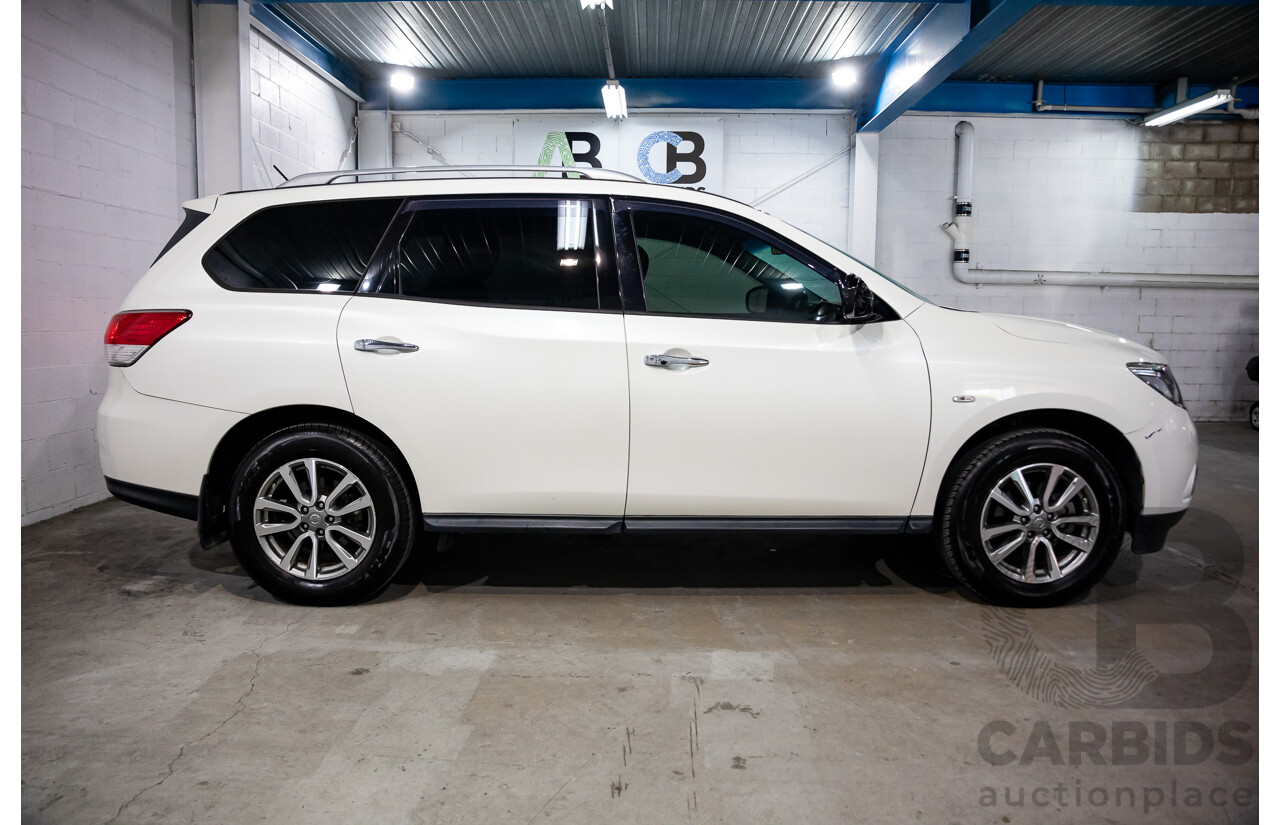 07/2016 Nissan Pathfinder ST R52 MY15 Upgrade 4d Wagon White 3.5L