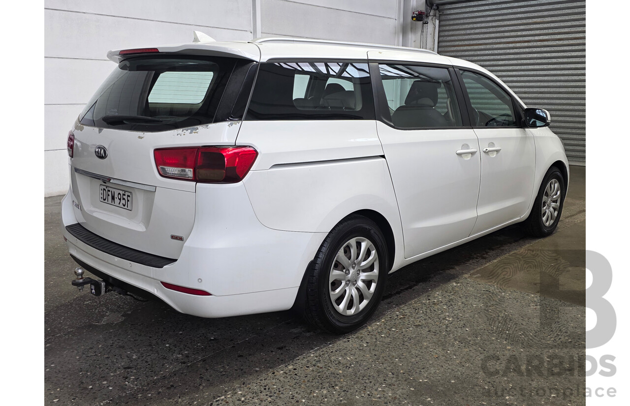 5/2016 Kia Carnival S YP MY16 4d Wagon Clear White 3.3L - 8 Seater