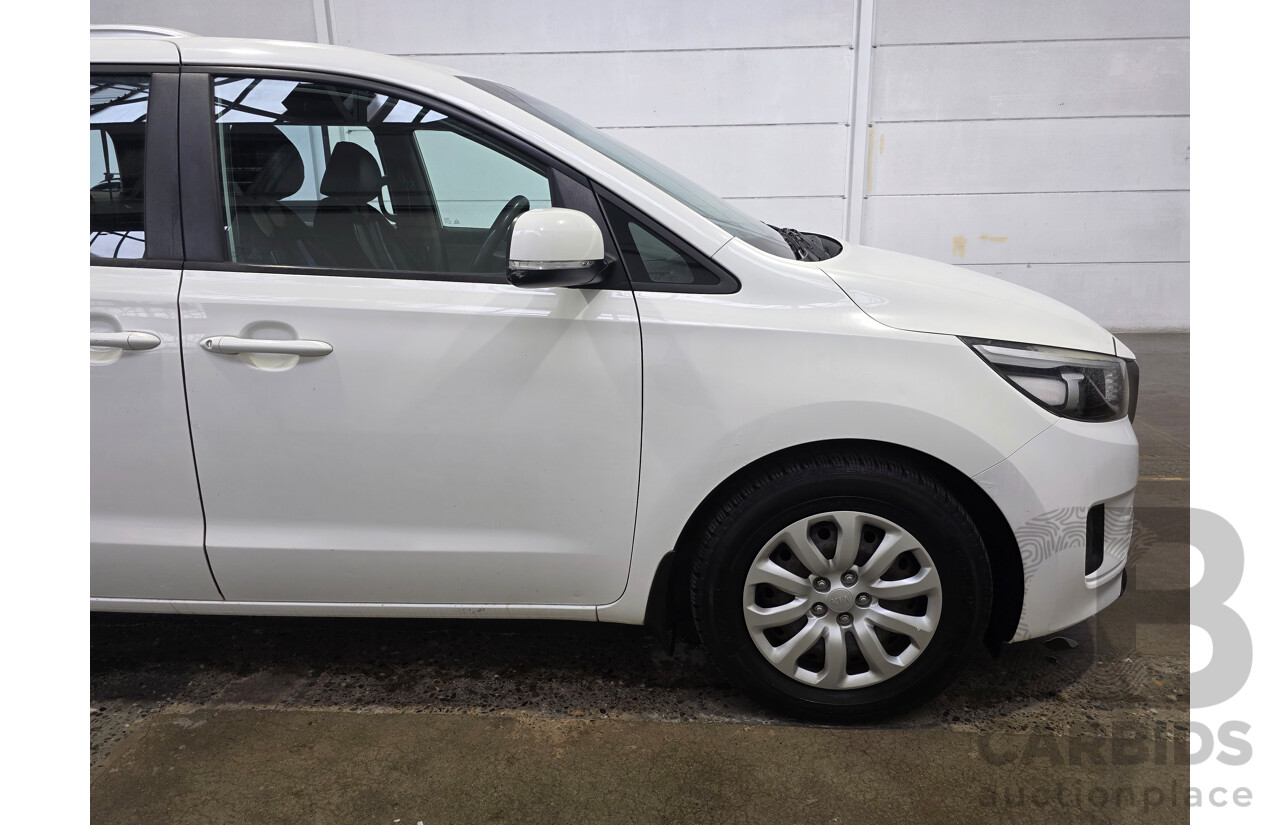 5/2016 Kia Carnival S YP MY16 4d Wagon Clear White 3.3L - 8 Seater