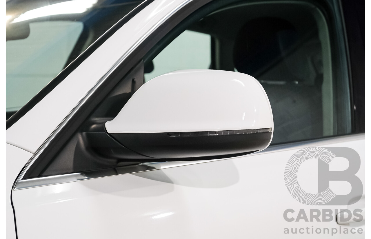 12/2011 Audi Q5 3.0 TDI Quattro 8R MY12 4d Wagon Ibis White  Diesel Turbo 3.0L