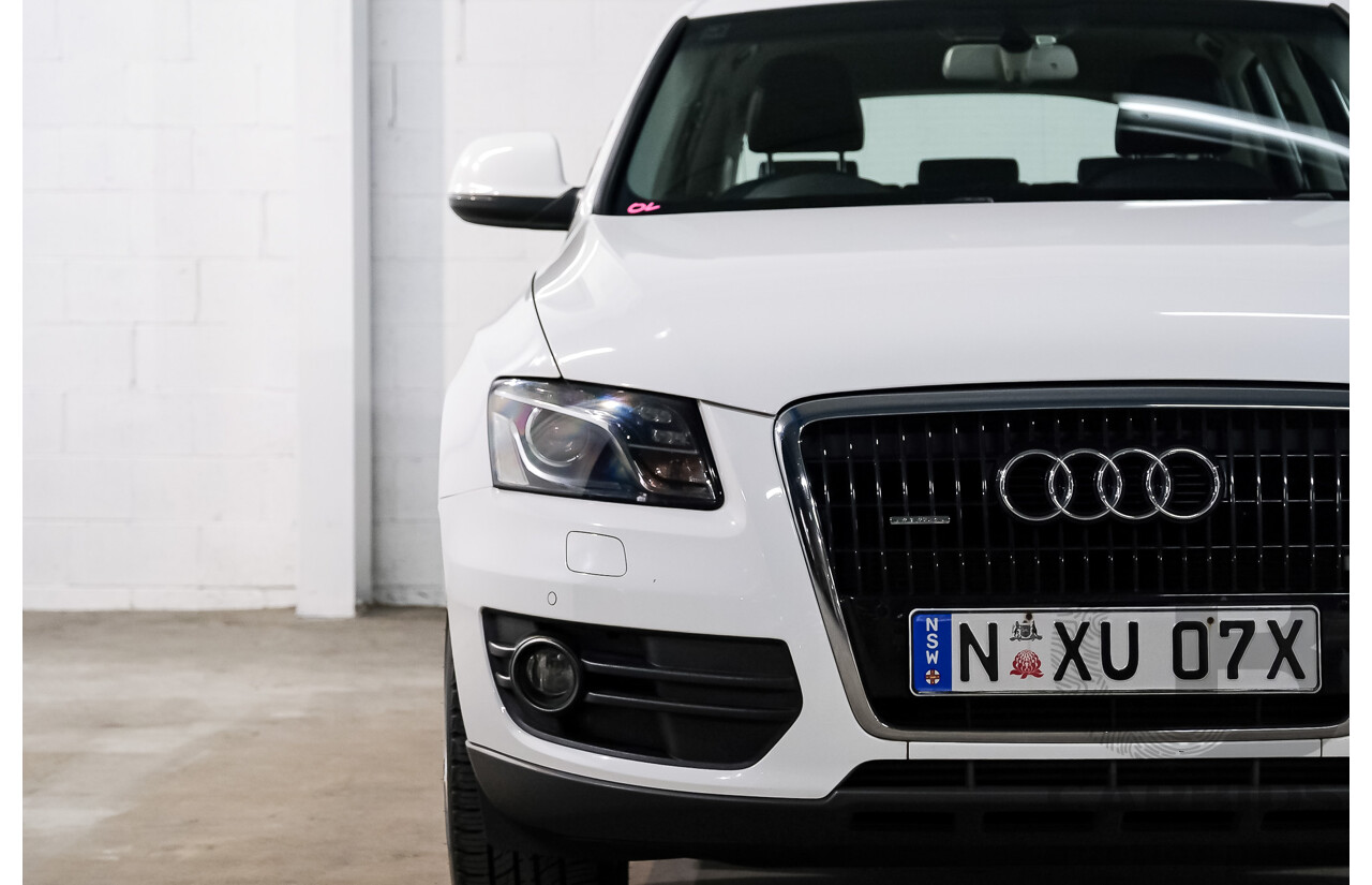 12/2011 Audi Q5 3.0 TDI Quattro 8R MY12 4d Wagon Ibis White  Diesel Turbo 3.0L