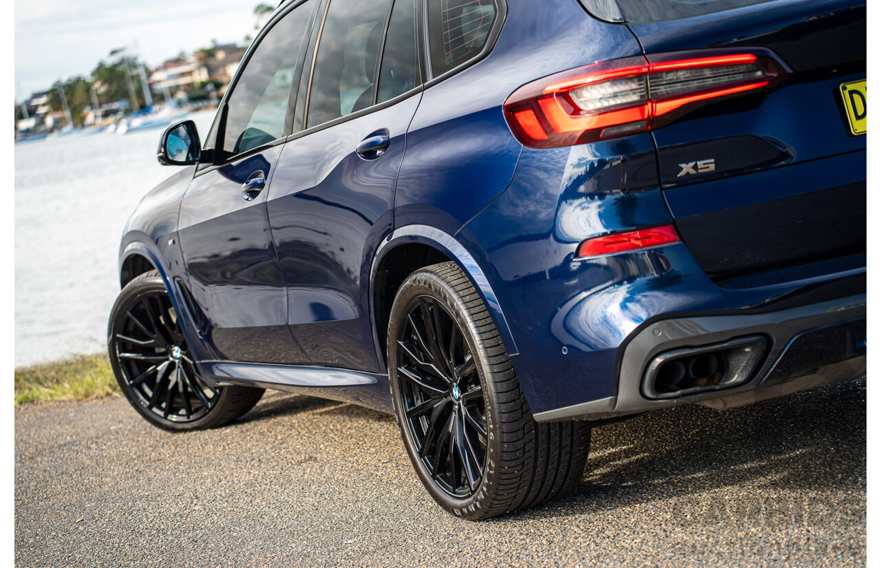 05/2021 BMW X5 M50i AWD G05 4D Wagon Tansanit Blue Metallic Twin Turbo 4.4L V8