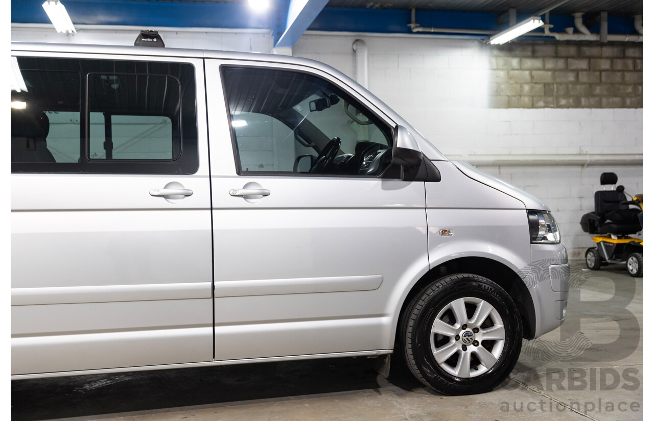 05/2013 Volkswagen Multivan COMFORTLINE TDI340 FWD T5 MY13 4D Wagon Silver Or Chrome 2.0L