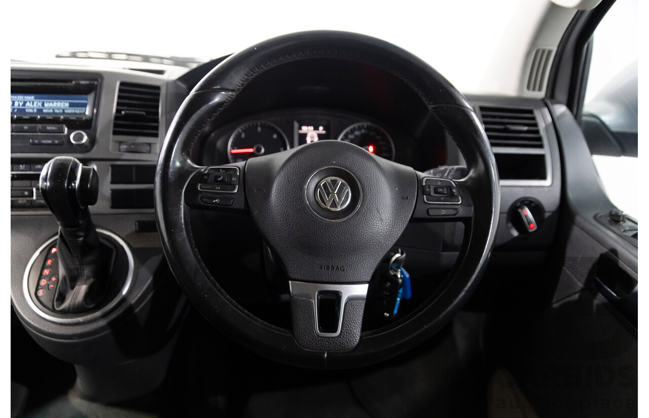 05/2013 Volkswagen Multivan COMFORTLINE TDI340 FWD T5 MY13 4D Wagon Silver Or Chrome 2.0L