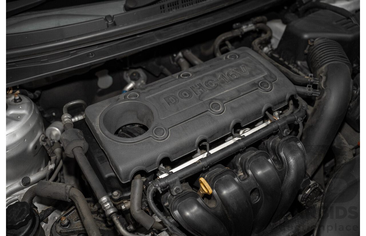 04/2010 Kia Cerato S (FWD) TD MY10 4D Sedan Silver 2.0L