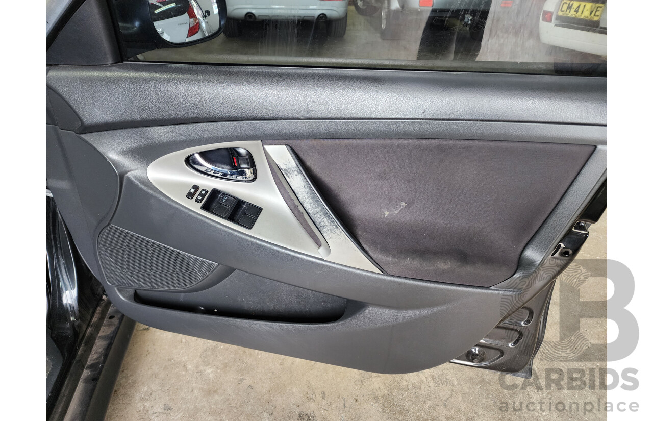 2/2007 Toyota Camry Sportivo ACV40R 4d Sedan Black 2.4L