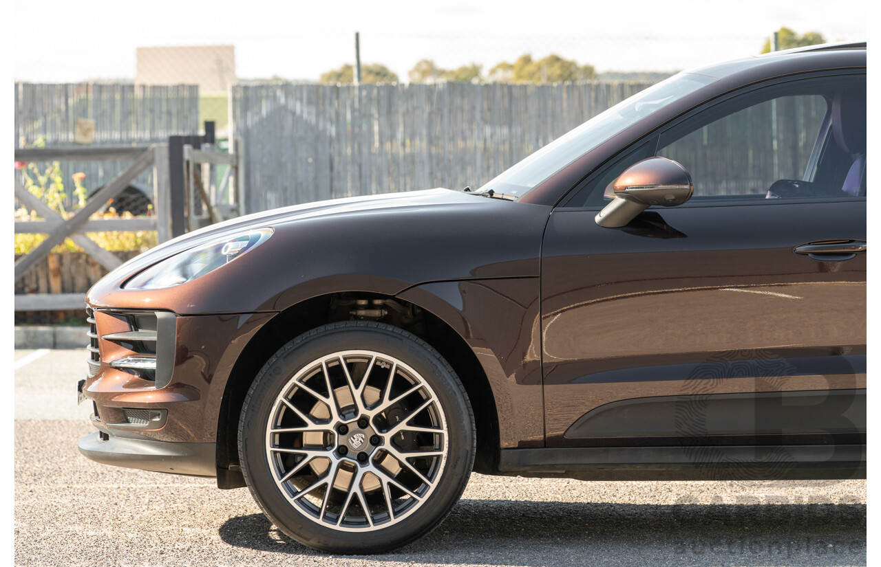 09/2021 Porsche Macan (AWD) 95B MY21 4d Wagon Mahogany Metallic Turbo 2.0L