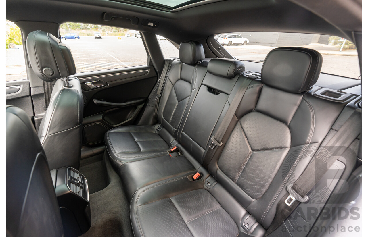 09/2021 Porsche Macan (AWD) 95B MY21 4d Wagon Mahogany Metallic Turbo 2.0L