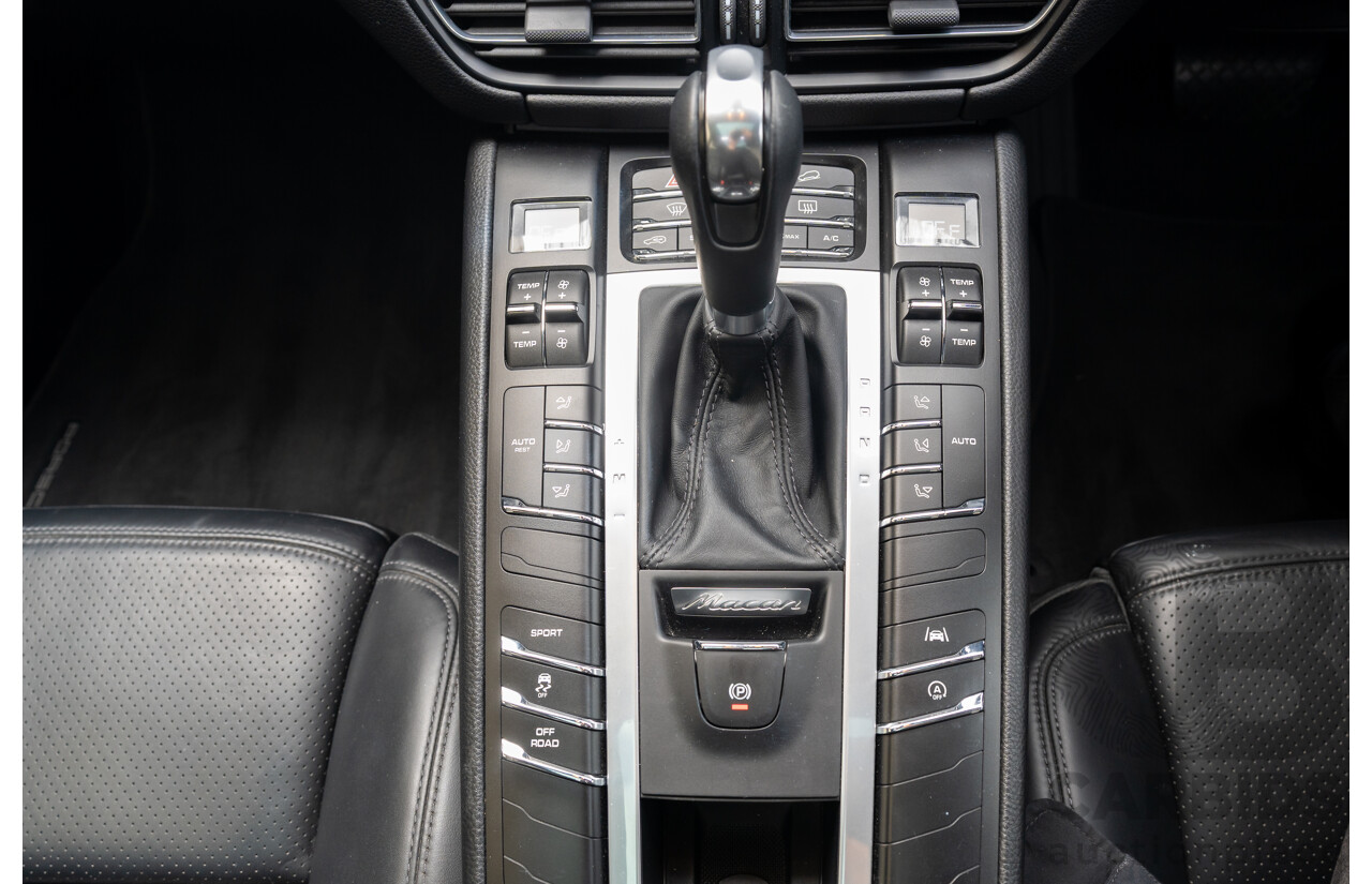 09/2021 Porsche Macan (AWD) 95B MY21 4d Wagon Mahogany Metallic Turbo 2.0L