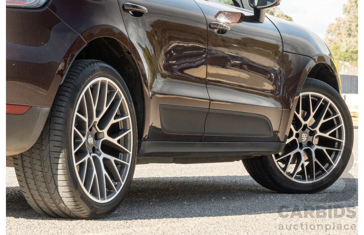 09/2021 Porsche Macan (AWD) 95B MY21 4d Wagon Mahogany Metallic Turbo 2.0L