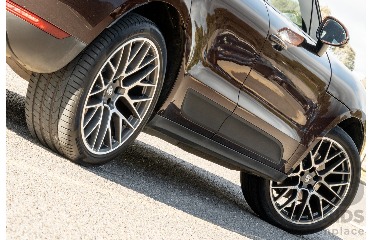 09/2021 Porsche Macan (AWD) 95B MY21 4d Wagon Mahogany Metallic Turbo 2.0L