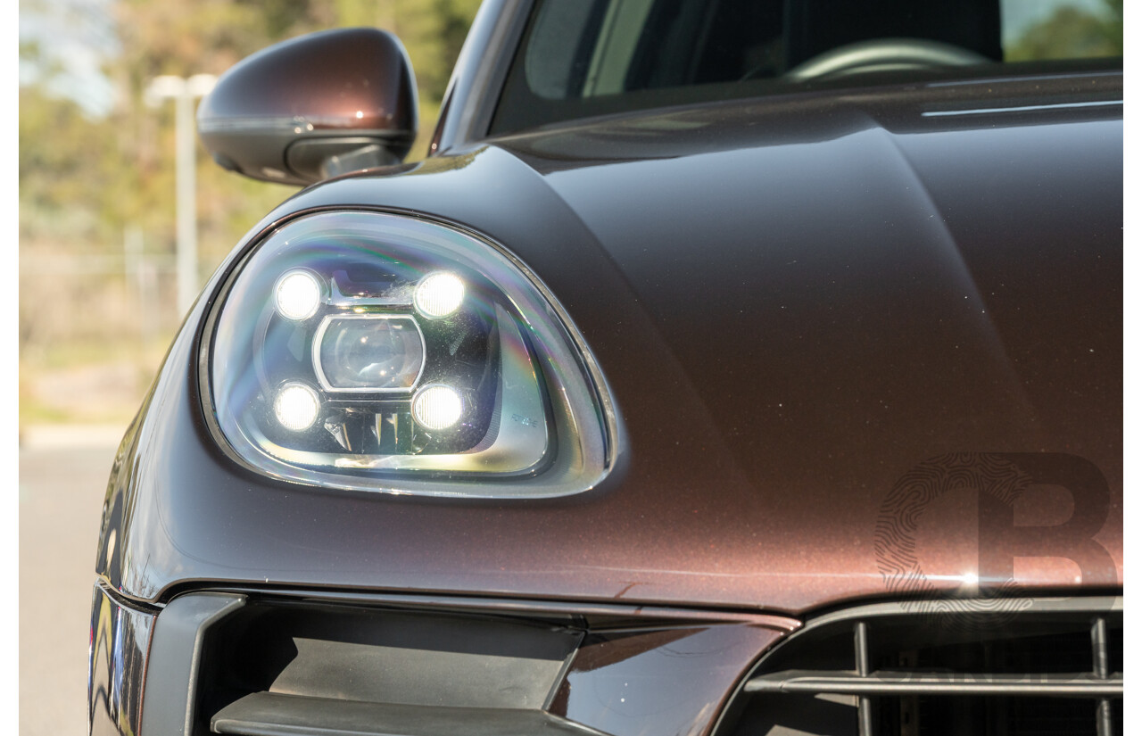 09/2021 Porsche Macan (AWD) 95B MY21 4d Wagon Mahogany Metallic Turbo 2.0L