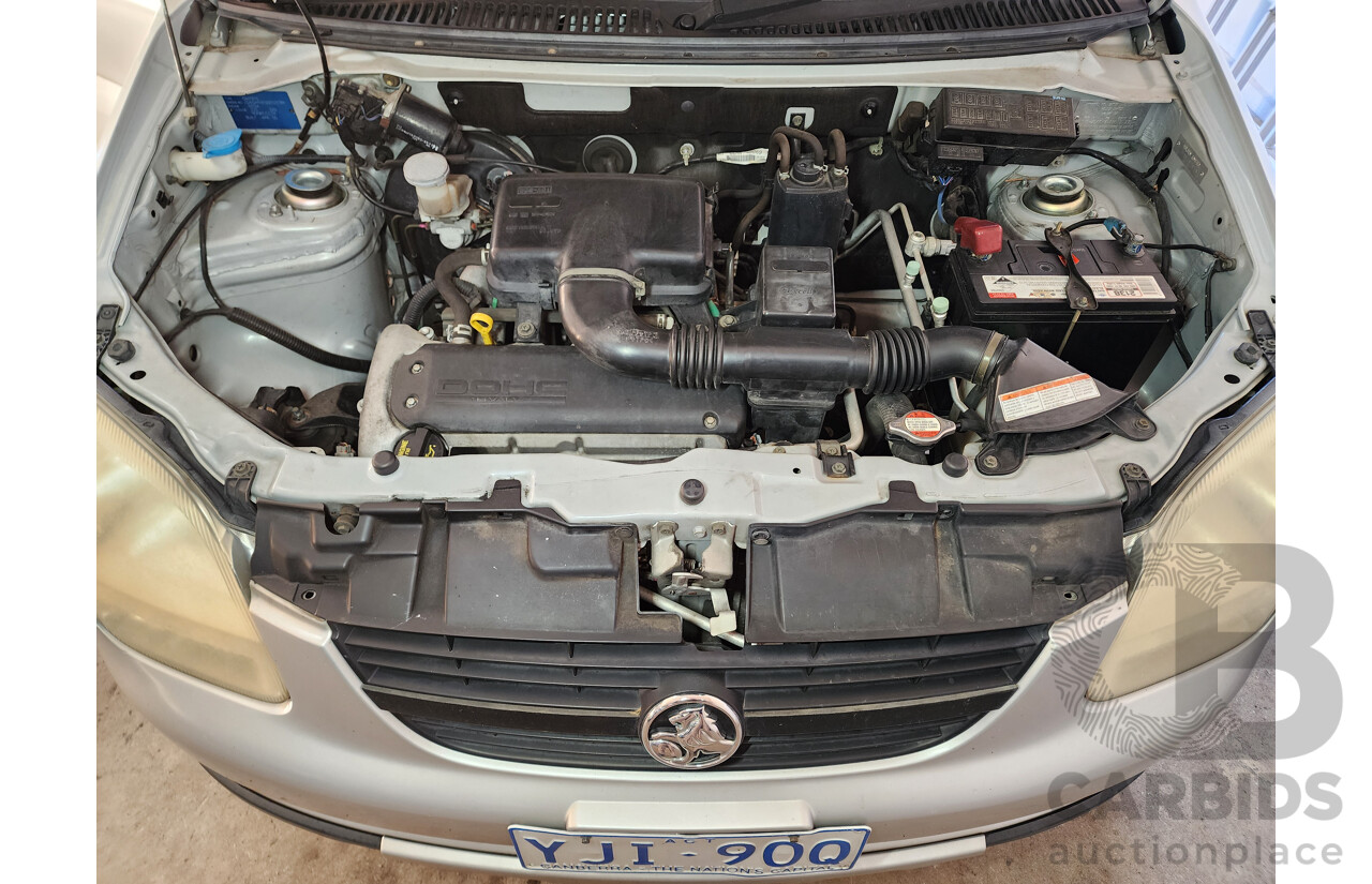 10/2005 Holden Cruze  YG 4d Wagon Silver 1.5L