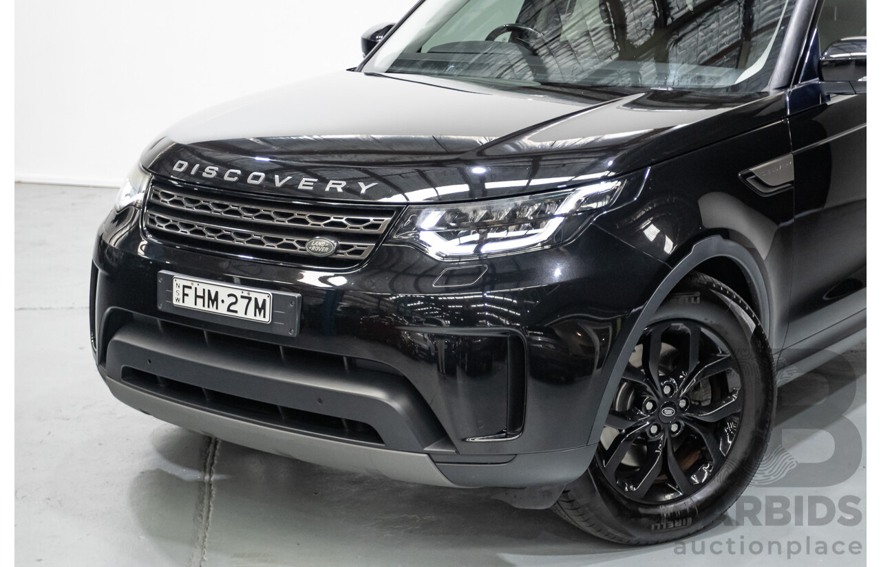 10/2017 Land Rover Discovery TD4 SE (AWD) MY17 4d Wagon Santorini Black Metallic Turbo Diesel 2.0L