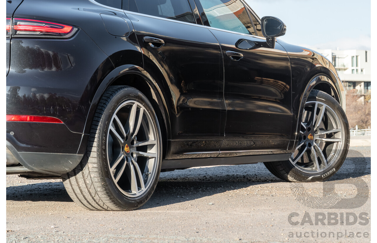 08/2018 Porsche Cayenne Turbo (AWD) 9YA MY19 4d Wagon Jet Black Metallic Twin Turbo V8 4.0L