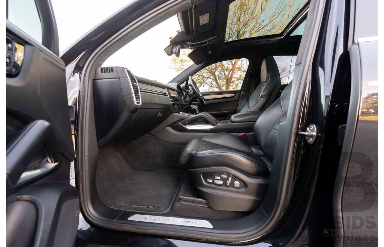 08/2018 Porsche Cayenne Turbo (AWD) 9YA MY19 4d Wagon Jet Black Metallic Twin Turbo V8 4.0L