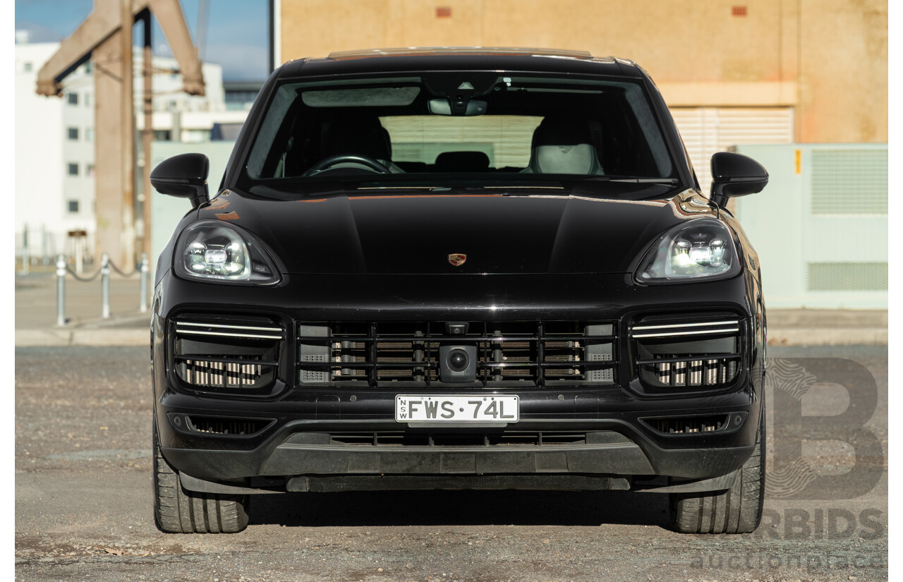 08/2018 Porsche Cayenne Turbo (AWD) 9YA MY19 4d Wagon Jet Black Metallic Twin Turbo V8 4.0L