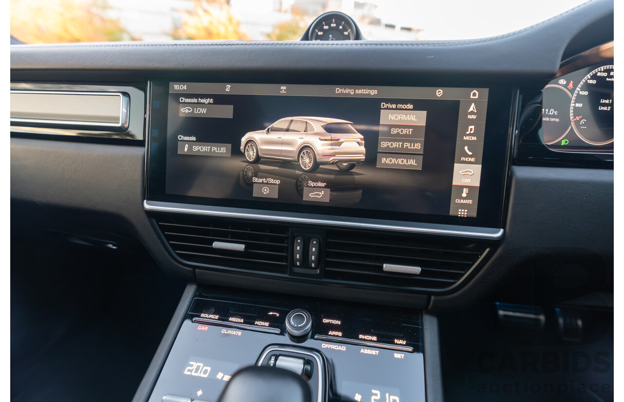 08/2018 Porsche Cayenne Turbo (AWD) 9YA MY19 4d Wagon Jet Black Metallic Twin Turbo V8 4.0L