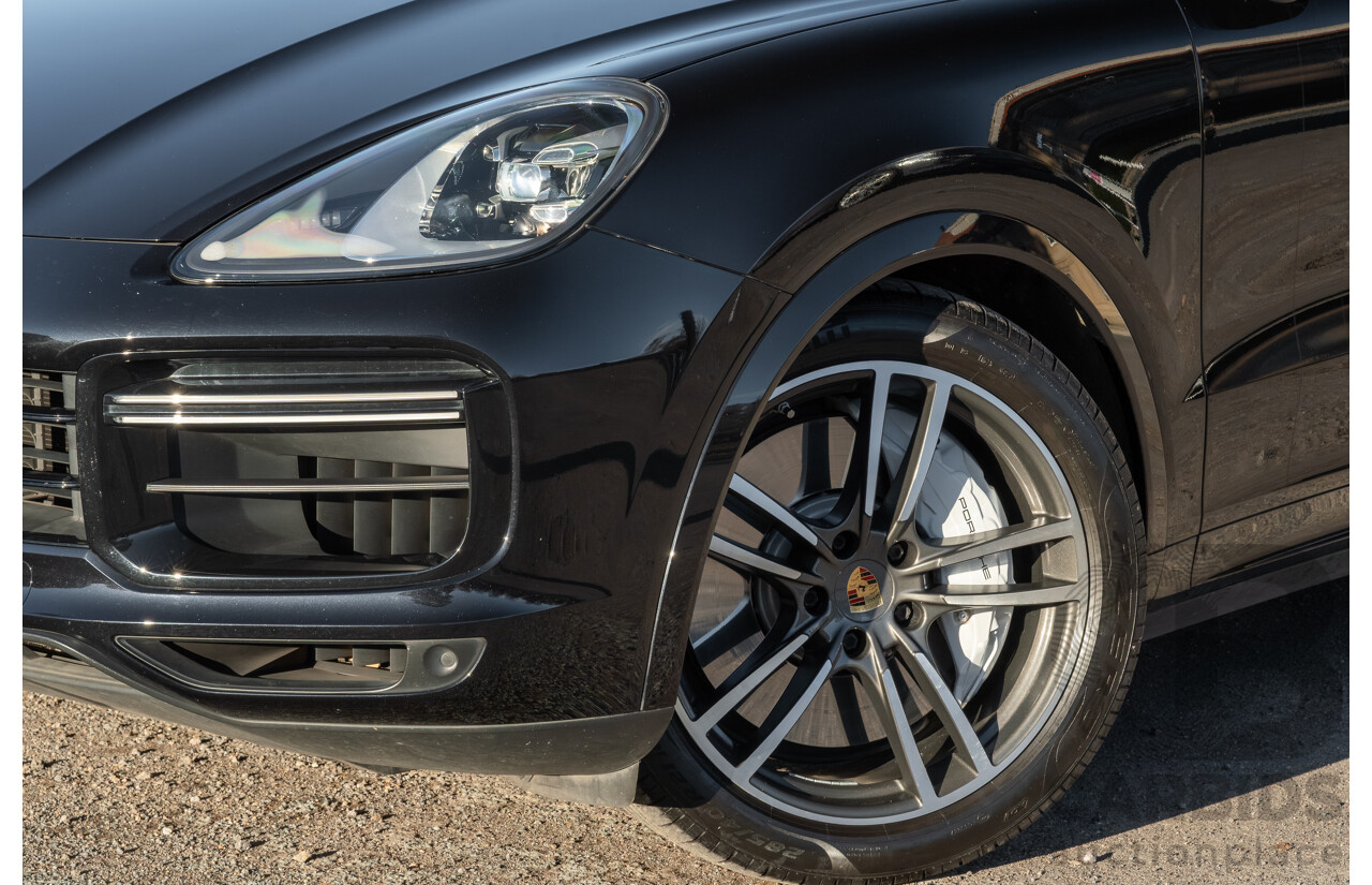 08/2018 Porsche Cayenne Turbo (AWD) 9YA MY19 4d Wagon Jet Black Metallic Twin Turbo V8 4.0L
