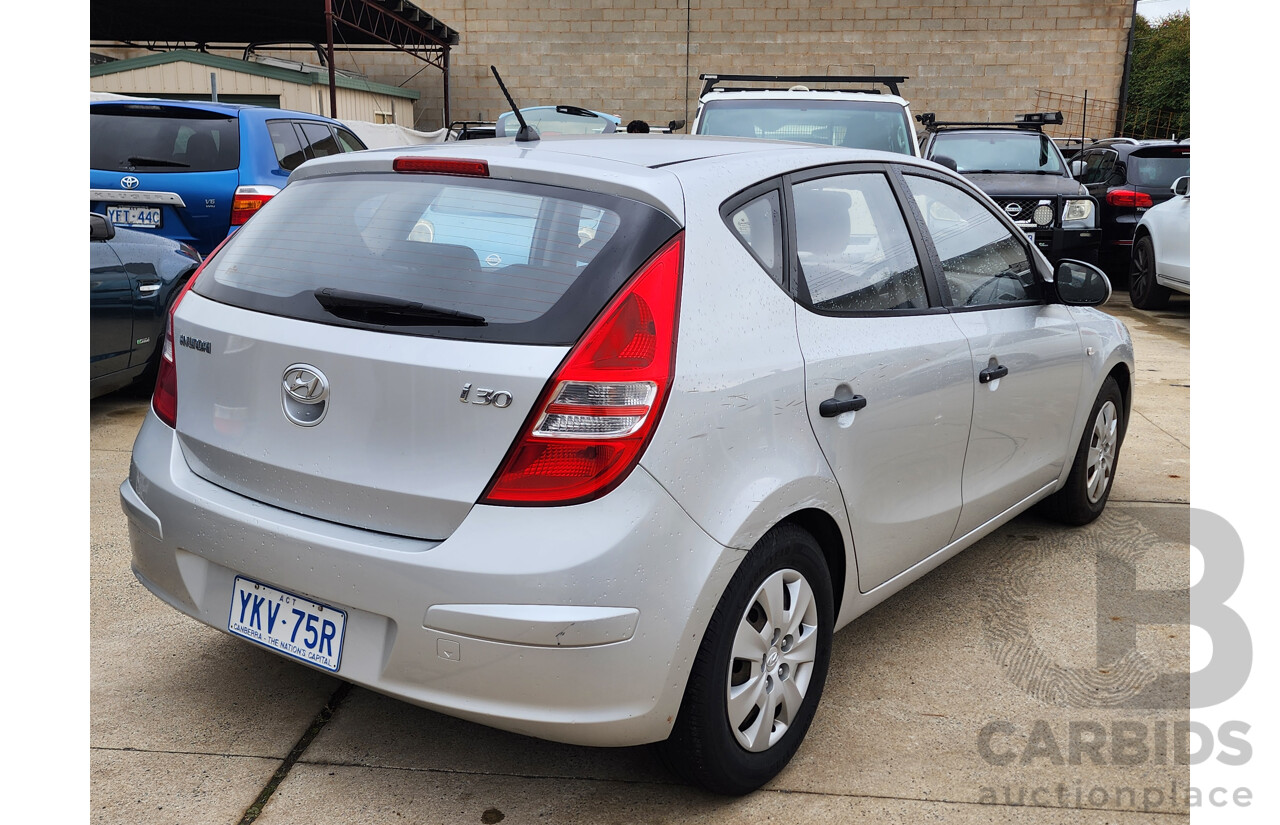 9/2011 Hyundai i30 SX FD MY11 5d Hatchback Silver 1.6L