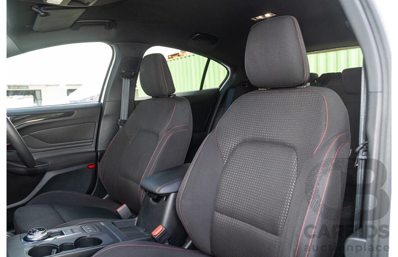 12/2018 Ford Focus ST-Line SA MY19 4d Hatchback Frozen White Turbo 1.5L