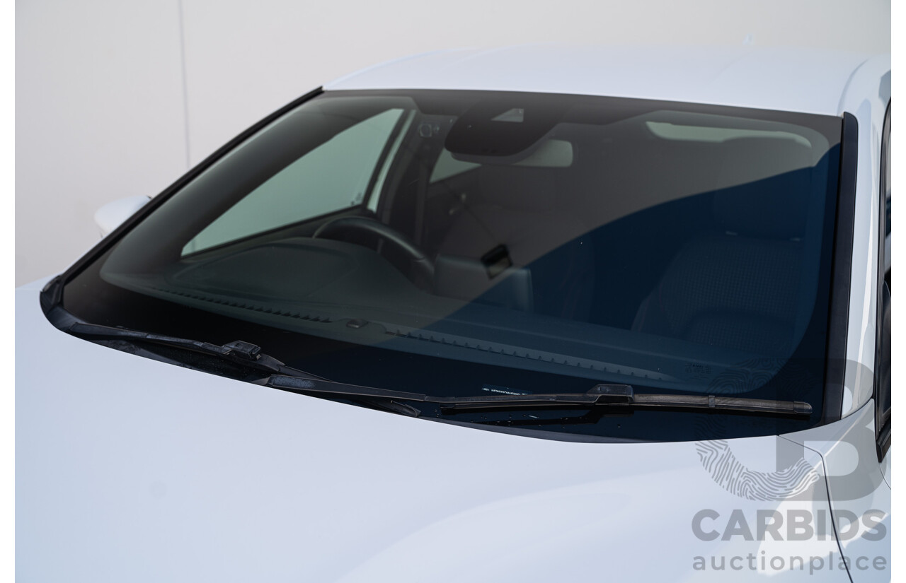 12/2018 Ford Focus ST-Line SA MY19 4d Hatchback Frozen White Turbo 1.5L