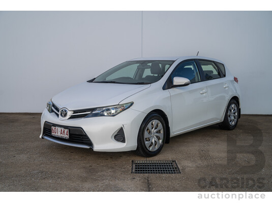 3/2015 Toyota Corolla Ascent ZRE172R 4d Sedan Glacier White 1.8L