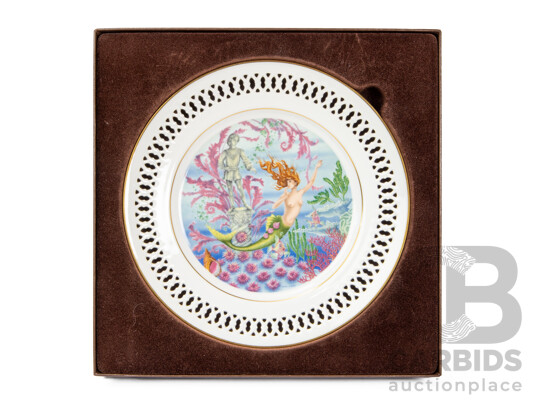 Collection of Five Boxed Hans Christian Andersen Cabinet Plates by Bing & Grondahl