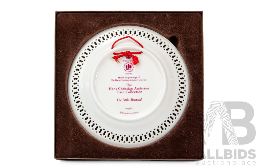 Collection of Five Boxed Hans Christian Andersen Cabinet Plates by Bing & Grondahl