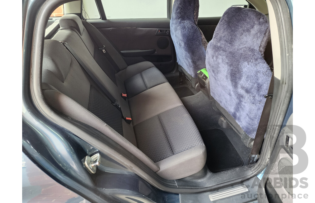 2/2010 Holden Commodore Omega VE MY10 4d Sportwagon Blue 3.0L