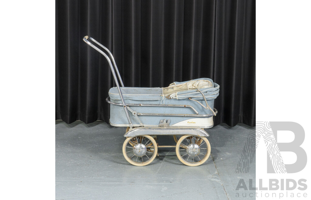 Cyclops Pram