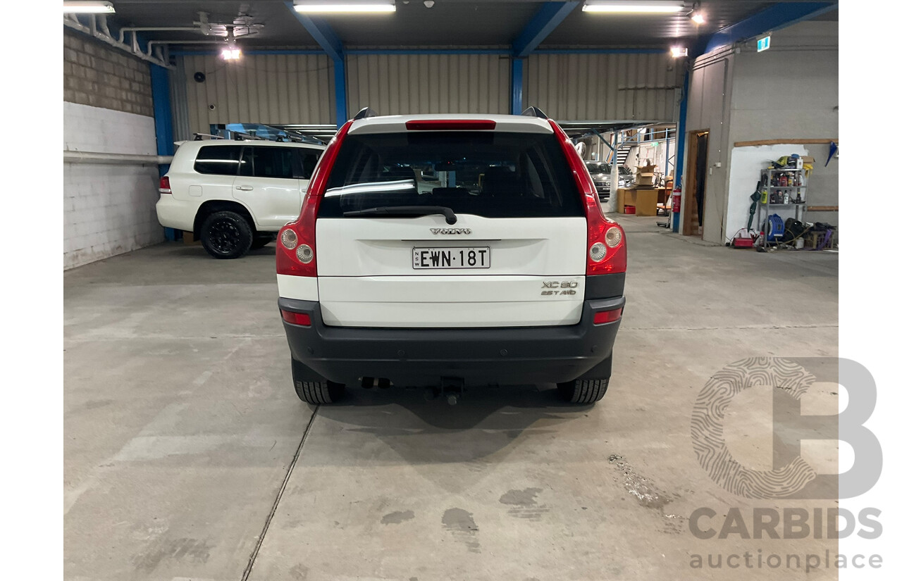 11/2003 Volvo XC90 2.5T (AWD) 4d Wagon White Turbo 2.5L